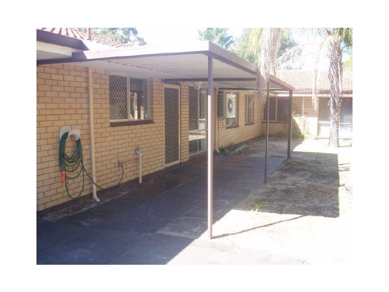 a/65 Glyndebourne Avenue, Thornlie WA 6108