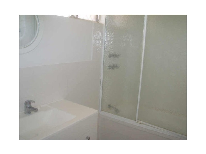 a/65 Glyndebourne Avenue, Thornlie WA 6108