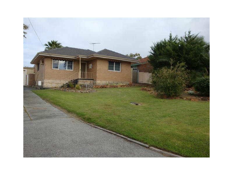 33 Mopsa Way, Coolbellup WA 6163