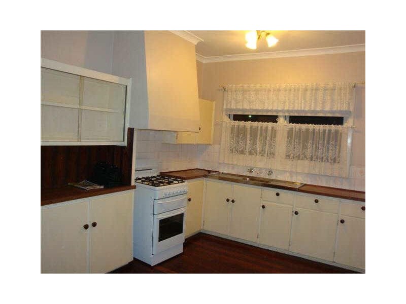 33 Mopsa Way, Coolbellup WA 6163