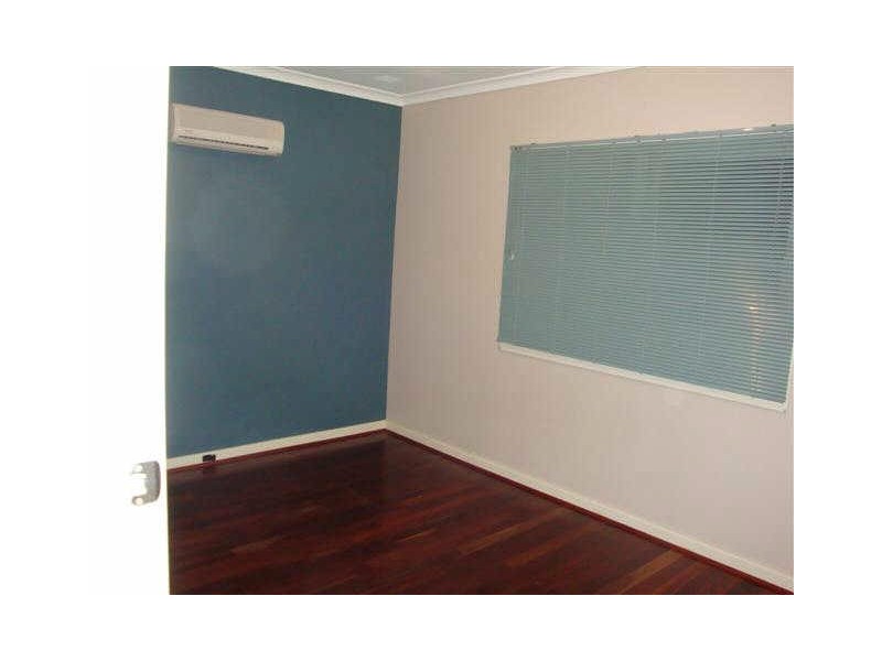 33 Mopsa Way, Coolbellup WA 6163