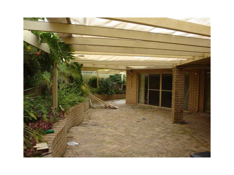 54 Merrifield Circle, Leeming WA 6149