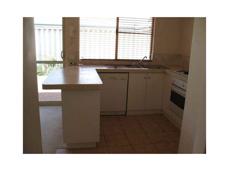 10/99 George Street, Cannington WA 6107