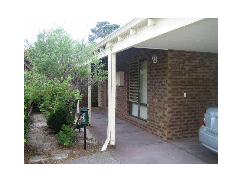 44 Davesia Mews, Ferndale WA 6148