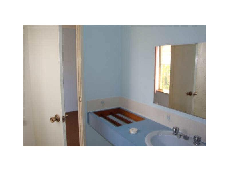 80 Second Avenue, Rossmoyne WA 6148