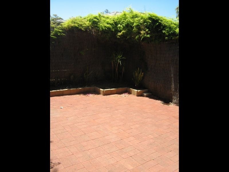 11/246 Flinders Street, Yokine WA 6060