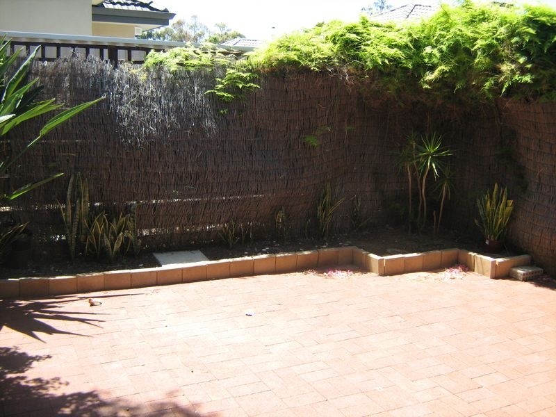 11/246 Flinders Street, Yokine WA 6060