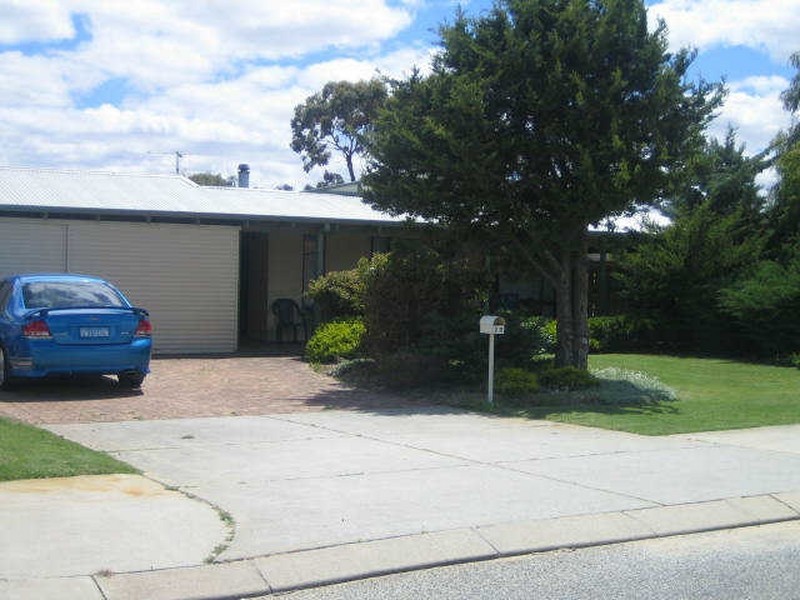 29 Crystaluna Drive, Golden Bay WA 6174