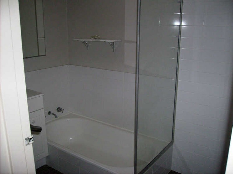 34 Vellgrove Ave, Parkwood WA 6147