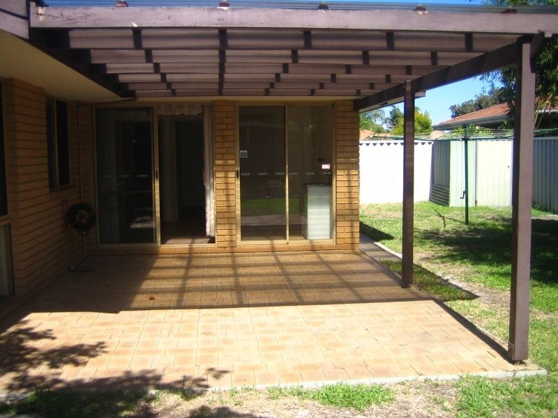 31 Arlington Drive, Willetton WA 6155