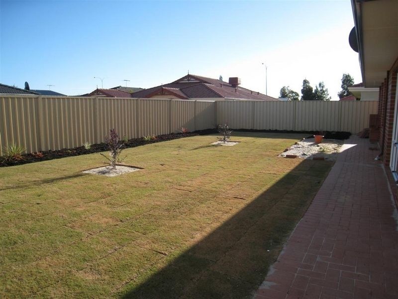 5 Excelsior Drive, Canning Vale WA 6155