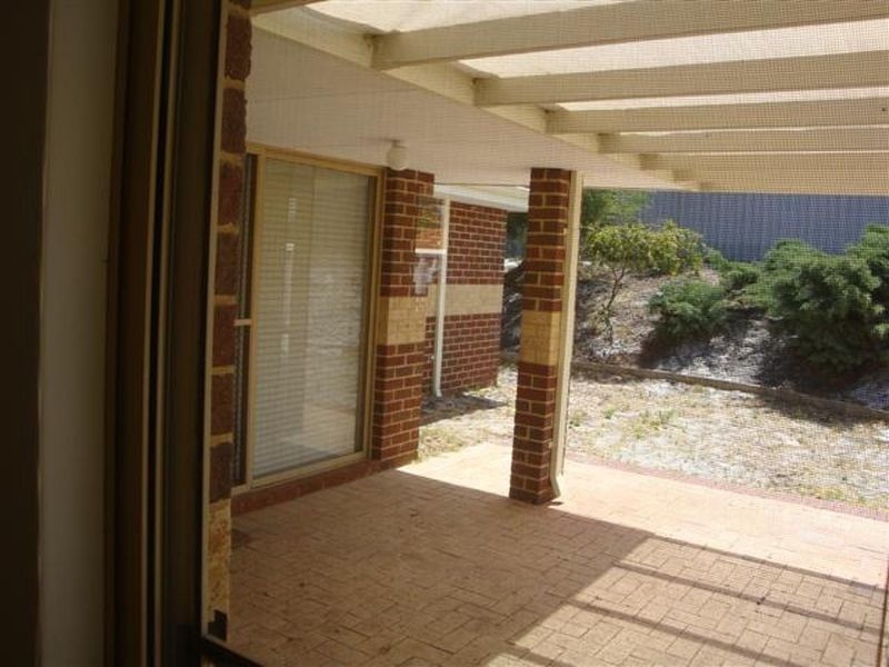 8 Witton Court, Willetton WA 6155