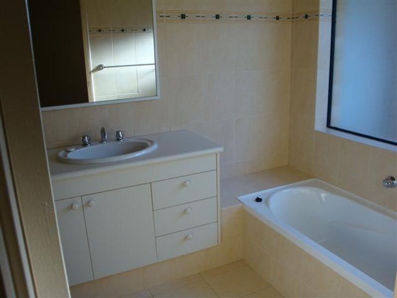 13/184 Bartram Avenue, Atwell WA 6164