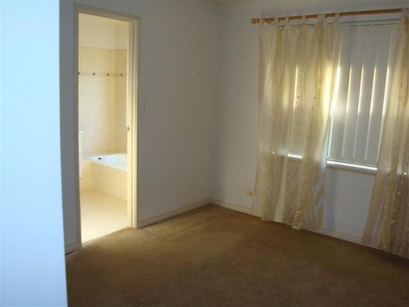 13/184 Bartram Avenue, Atwell WA 6164