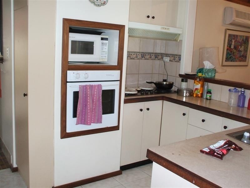 4 Saffron, Riverton WA 6148