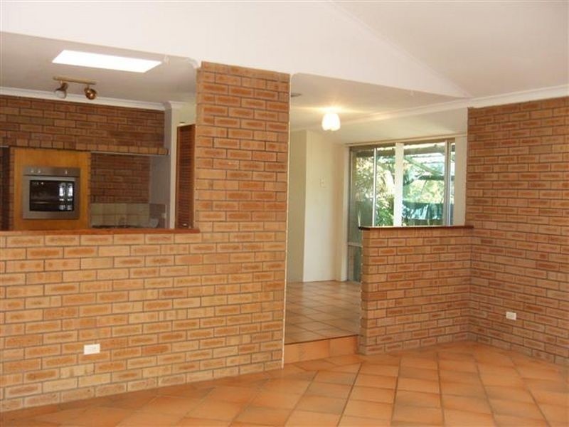 4 Bicheno Way, Willetton WA 6155