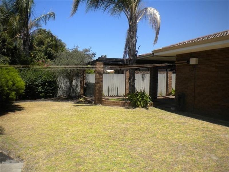 7 Lauri Court, Parkwood WA 6147