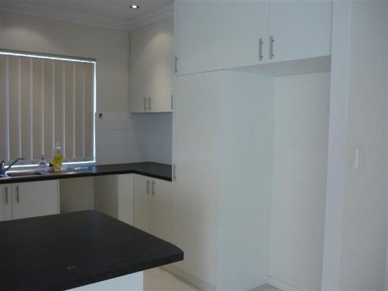 1/72 Station Street, Cannington WA 6107