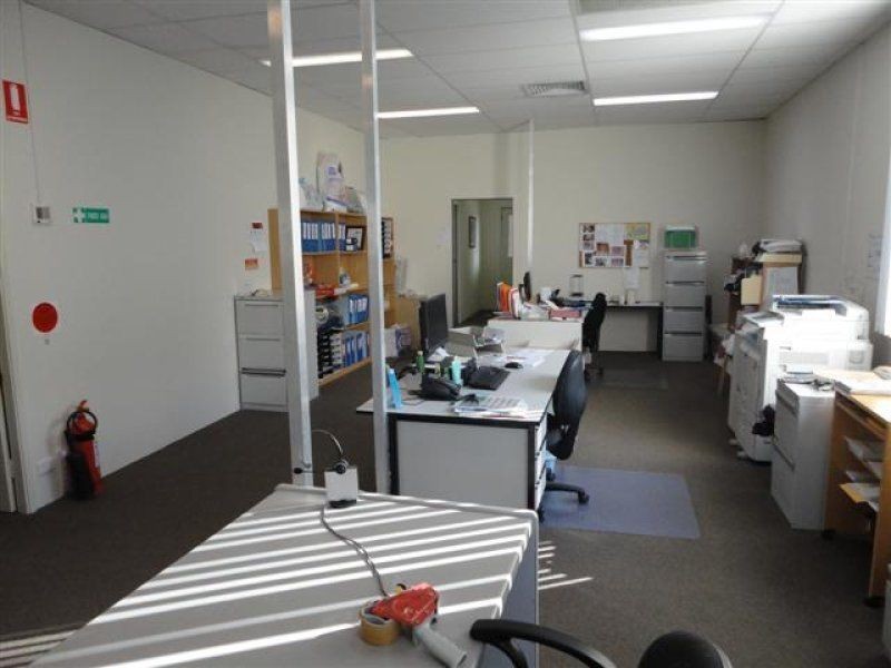 2/15 Kerr Road, Ingleburn NSW 2565