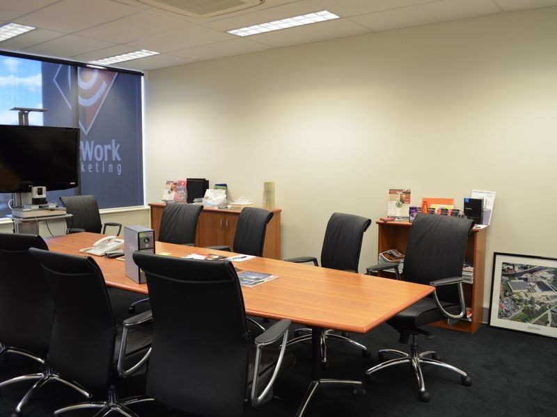 15 Yulong Close, Moorebank NSW 2170