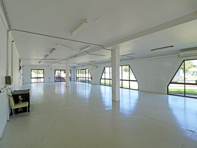 21 Chifley Street, Smithfield NSW 2164