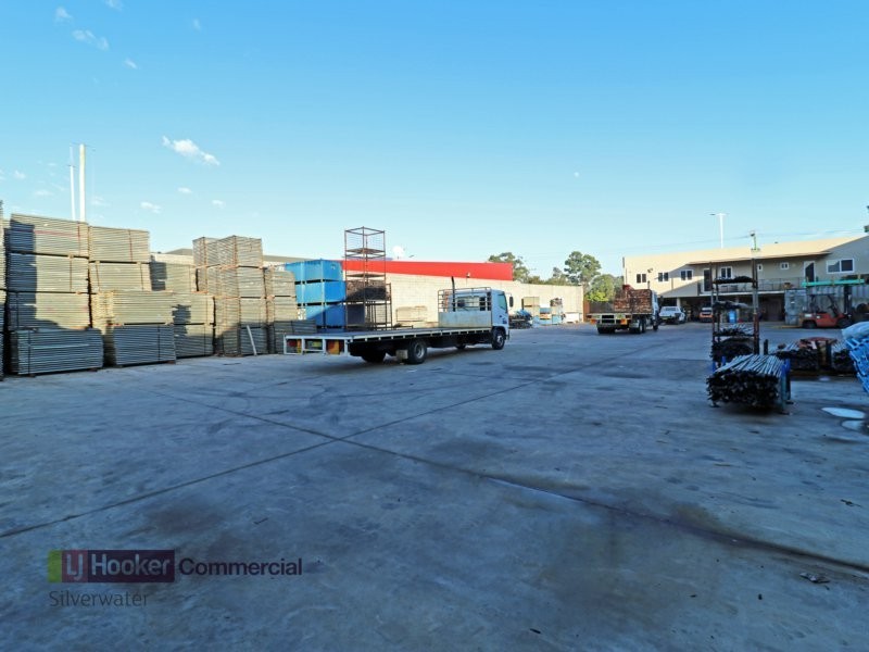 196 Fairfield Road, Yennora NSW 2161