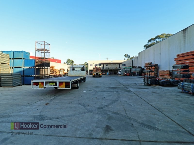 196 Fairfield Road, Yennora NSW 2161