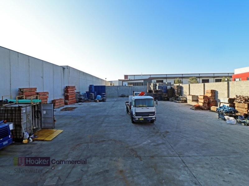 196 Fairfield Road, Yennora NSW 2161