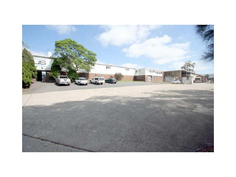 Warehouse 1 & 2/111 Warren Road, Smithfield NSW 2164