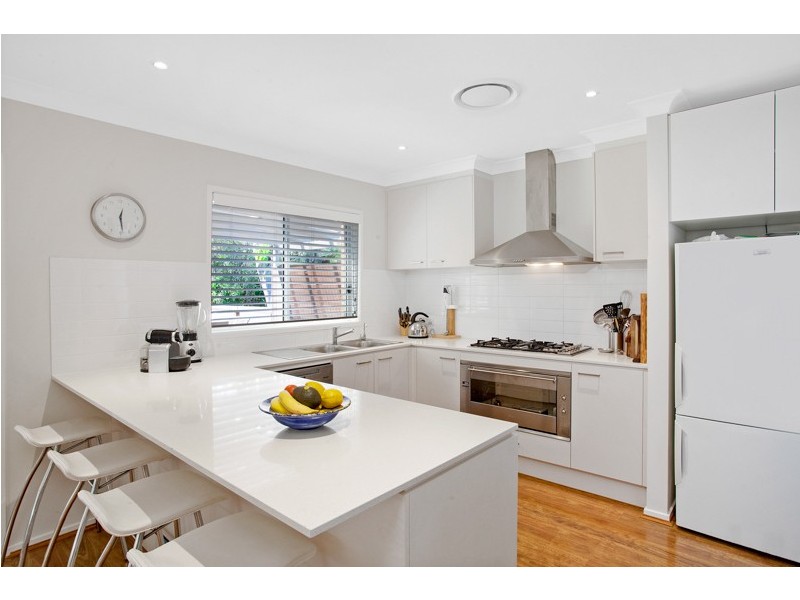10 Wollstonecraft Avenue, Avalon NSW 2107