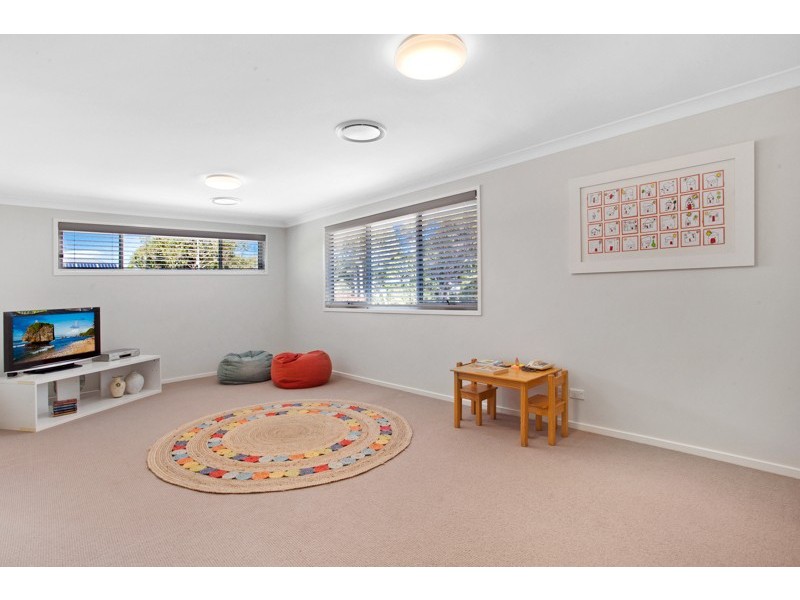 10 Wollstonecraft Avenue, Avalon NSW 2107