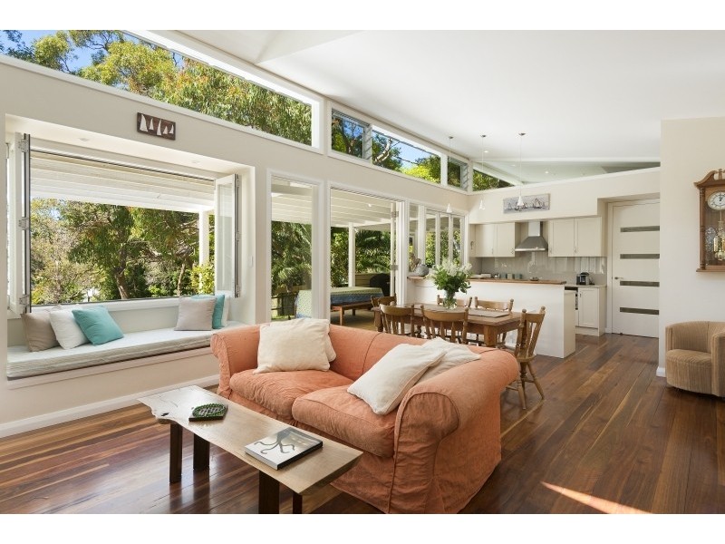 24 Dress Circle Road, Avalon Beach NSW 2107