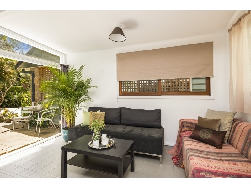 42a Cabarita Road, Avalon Beach NSW 2107