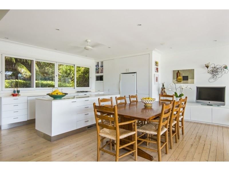 889 Barrenjoey Road, Palm Beach NSW 2108