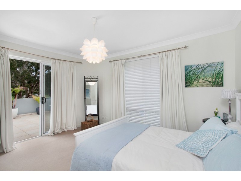 2 Wollstonecraft Avenue, Avalon NSW 2107