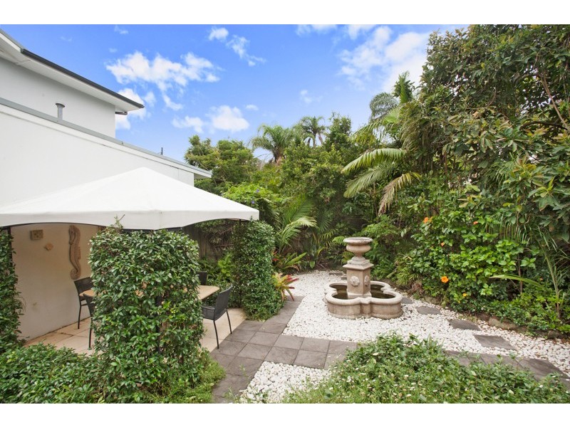 2 Wollstonecraft Avenue, Avalon NSW 2107