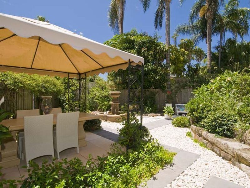 2 Wollstonecraft Avenue, Avalon NSW 2107