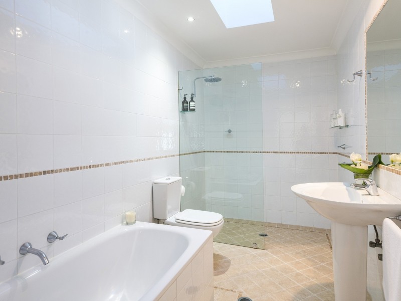 21 Watkins Road, Avalon Beach NSW 2107