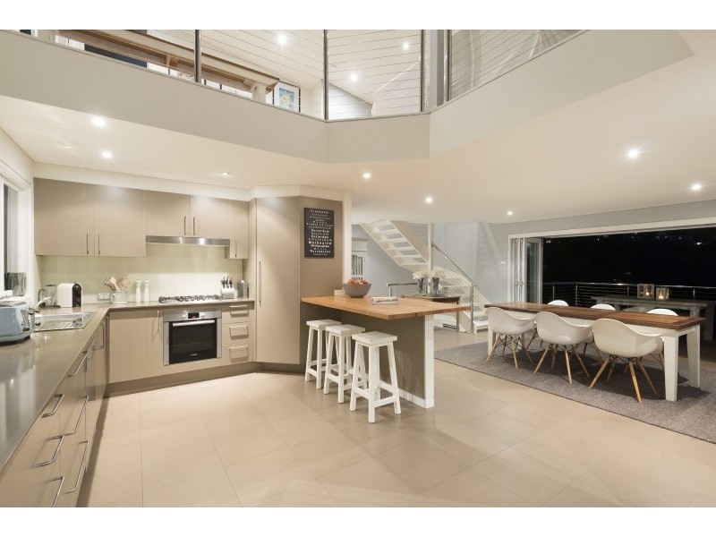 241 Hudson Parade, Avalon Beach NSW 2107