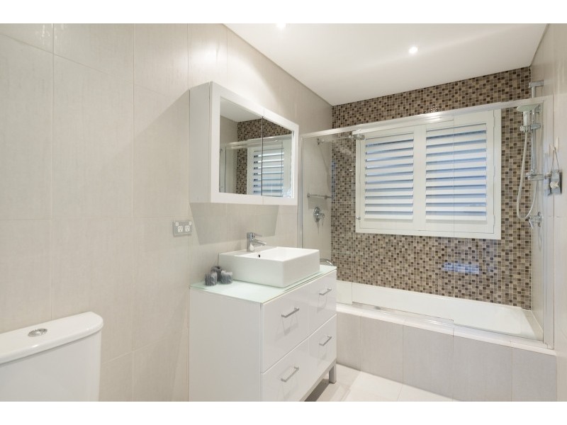 241 Hudson Parade, Avalon Beach NSW 2107