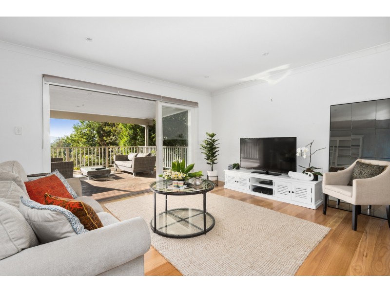 63 Whale Beach Road, Avalon Beach NSW 2107