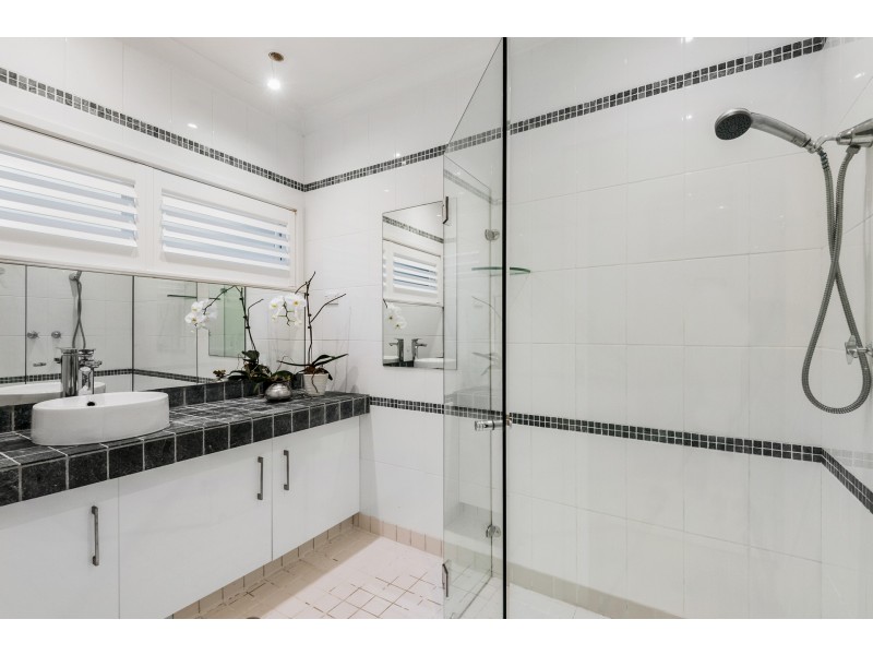 63 Whale Beach Road, Avalon Beach NSW 2107