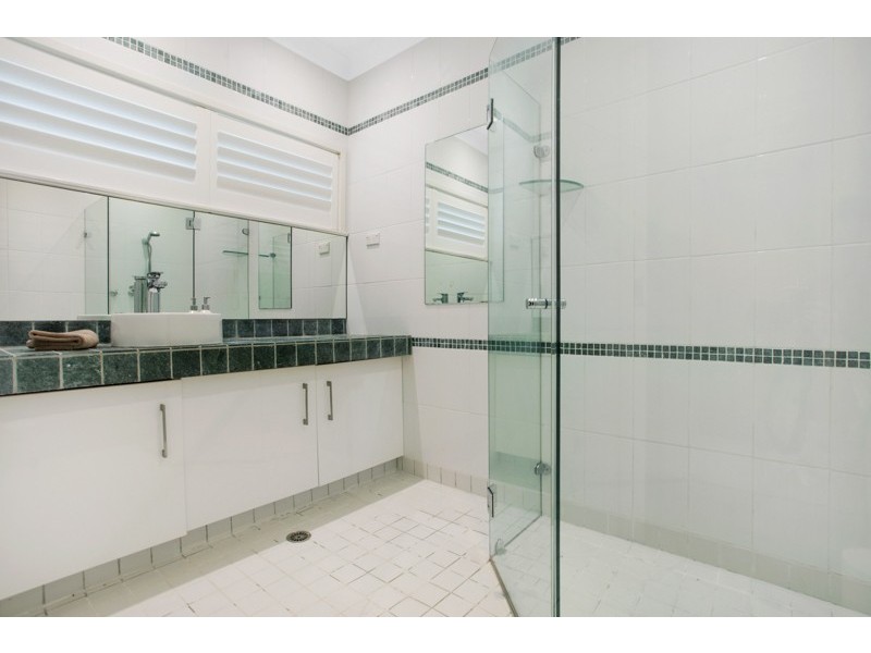 63 Whale Beach Road, Avalon Beach NSW 2107