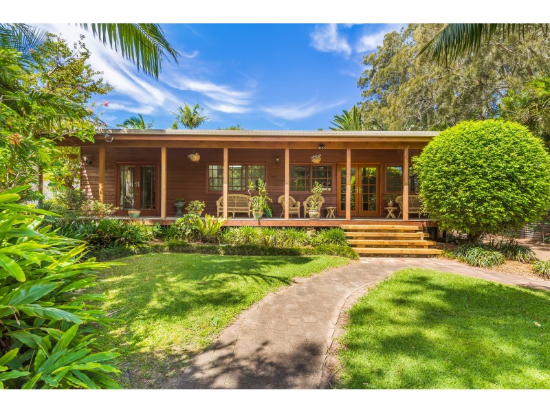 16 Catalina Crescent, Avalon Beach NSW 2107