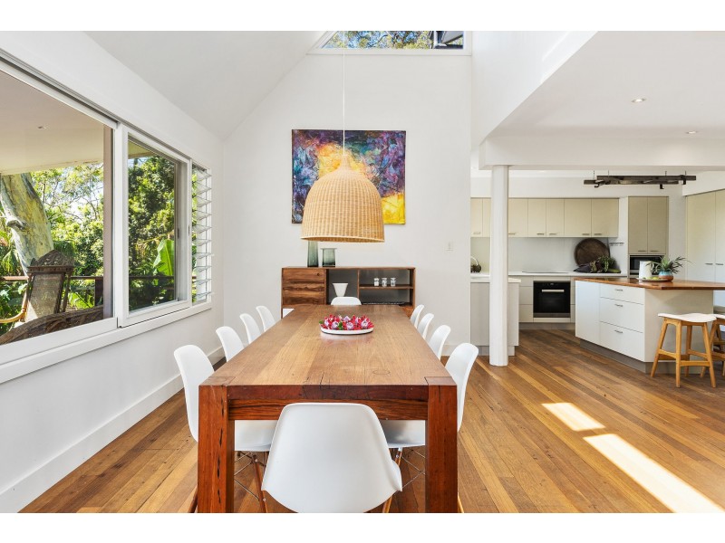 33 Cannes Drive, Avalon Beach NSW 2107