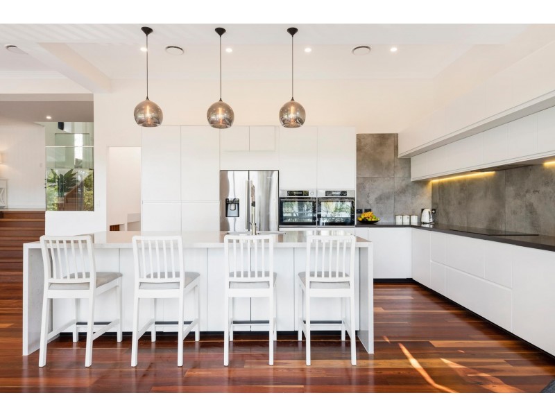 70 Hilltop Road, Avalon Beach NSW 2107