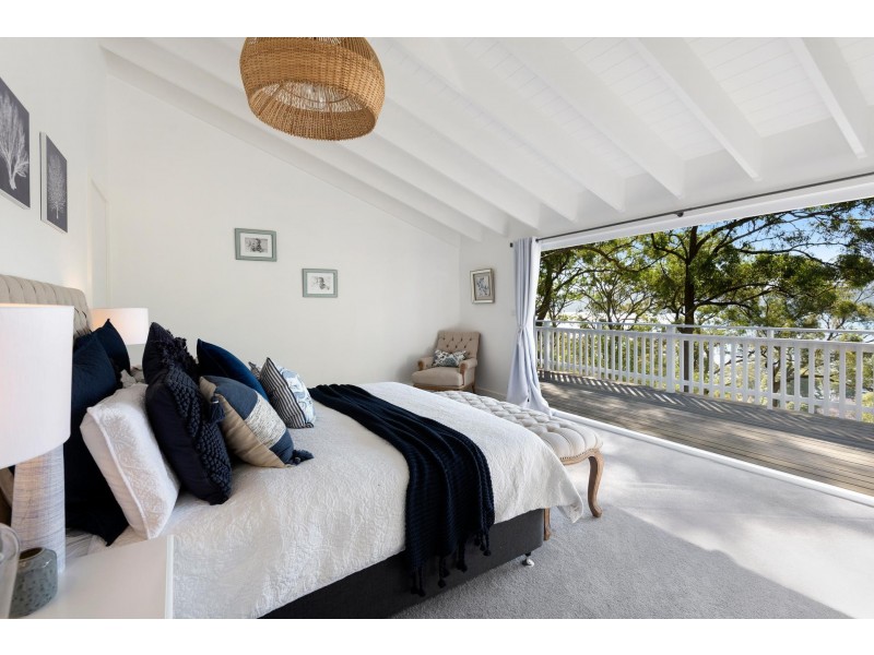 70 Hilltop Road, Avalon Beach NSW 2107