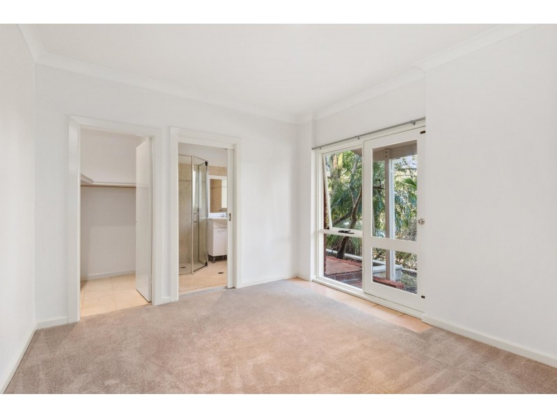 67 Dolphin Crescent, Avalon Beach NSW 2107