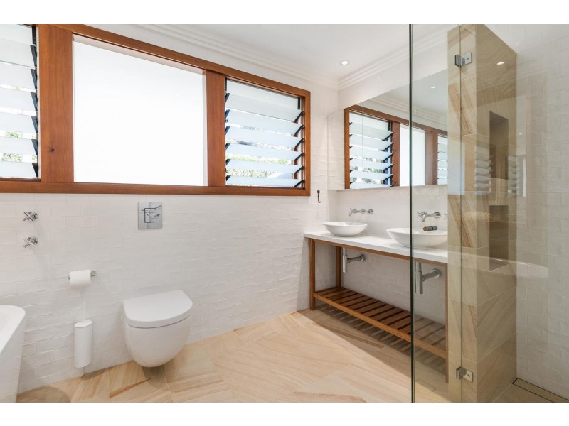 62 Florida Road, Palm Beach NSW 2108