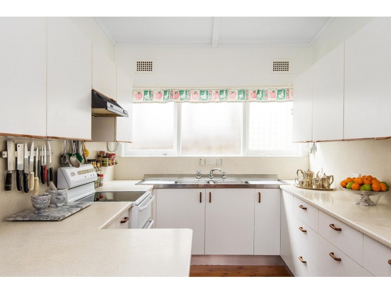26 Whale Beach Road, Avalon Beach NSW 2107